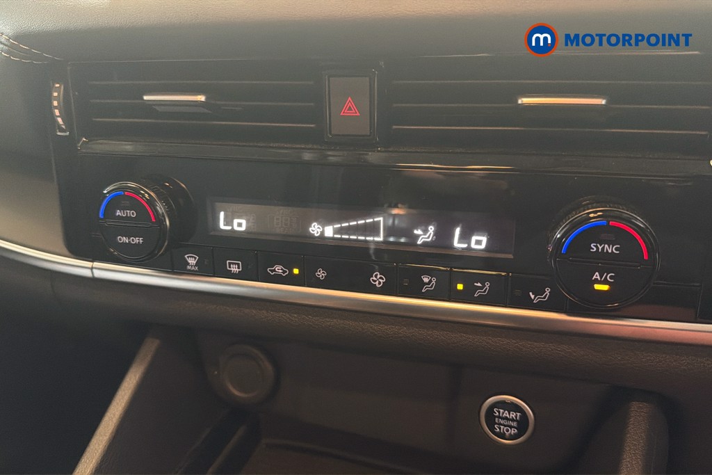 Nissan Qashqai Acenta Premium Manual Petrol SUV - Stock Number (1646005) - 12th supplementary image