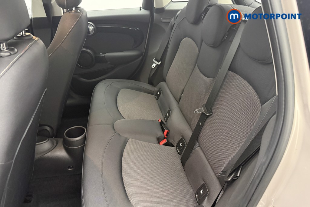 Mini Hatchback One Classic Automatic Petrol Hatchback - Stock Number (1646139) - 7th supplementary image