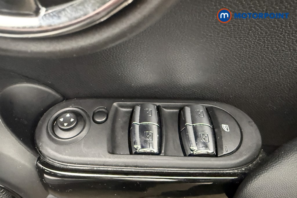 Mini Hatchback One Classic Automatic Petrol Hatchback - Stock Number (1646139) - 13th supplementary image