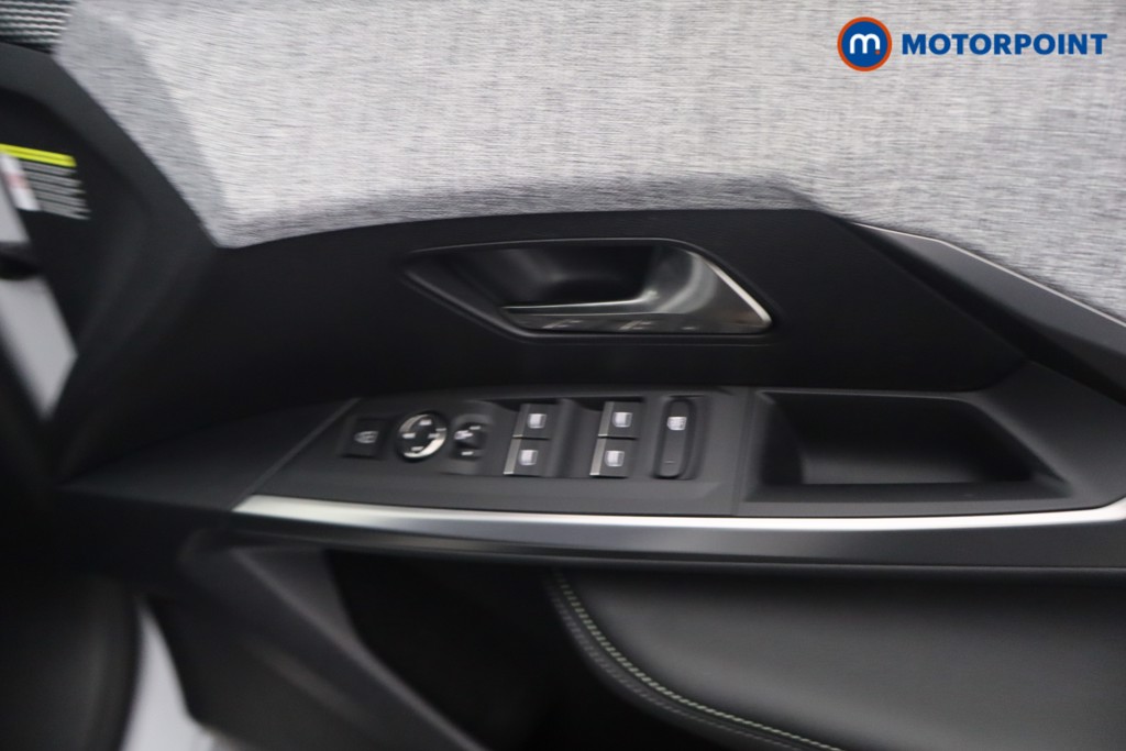 Peugeot 3008 GT Automatic Electric SUV - Stock Number (1646579) - 14th supplementary image