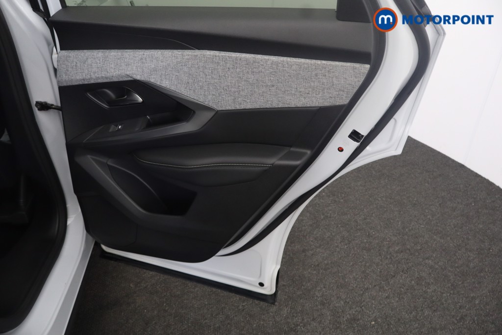 Peugeot 3008 GT Automatic Electric SUV - Stock Number (1646579) - 18th supplementary image