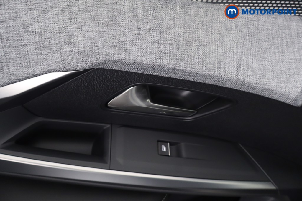 Peugeot 3008 GT Automatic Electric SUV - Stock Number (1646579) - 25th supplementary image