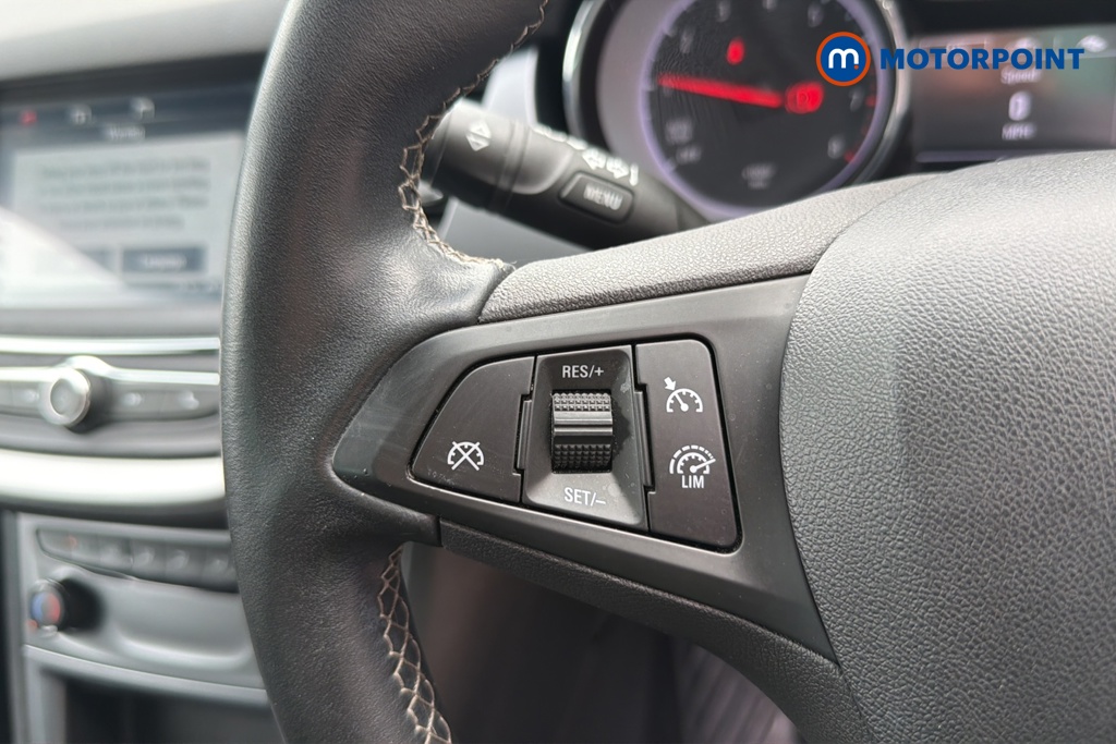 Vauxhall Astra Tech Line Nav Manual Petrol Hatchback - Stock Number (1647892) - 4th supplementary image