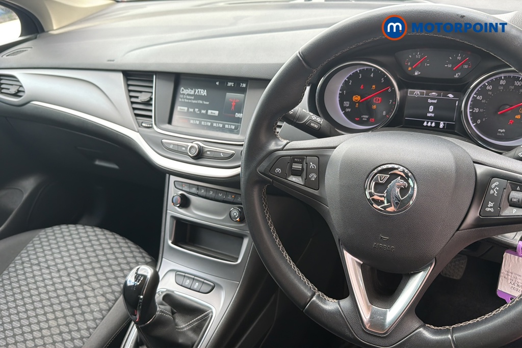Vauxhall Astra Tech Line Nav Manual Petrol Hatchback - Stock Number (1647892) - 1st supplementary image
