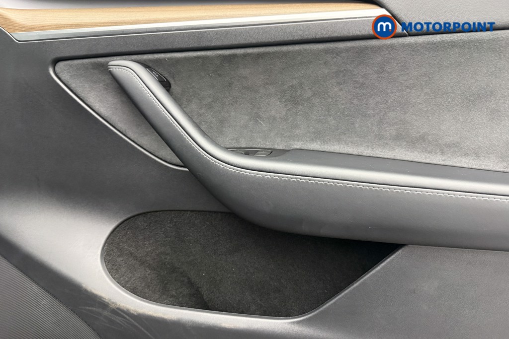 Tesla Model Y Long Range Automatic Electric SUV - Stock Number (1648195) - 19th supplementary image