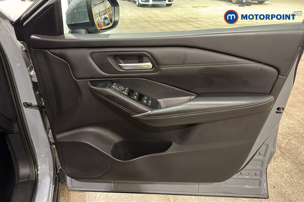Nissan Qashqai Premiere Edition Automatic Petrol SUV - Stock Number (1648595) - 19th supplementary image