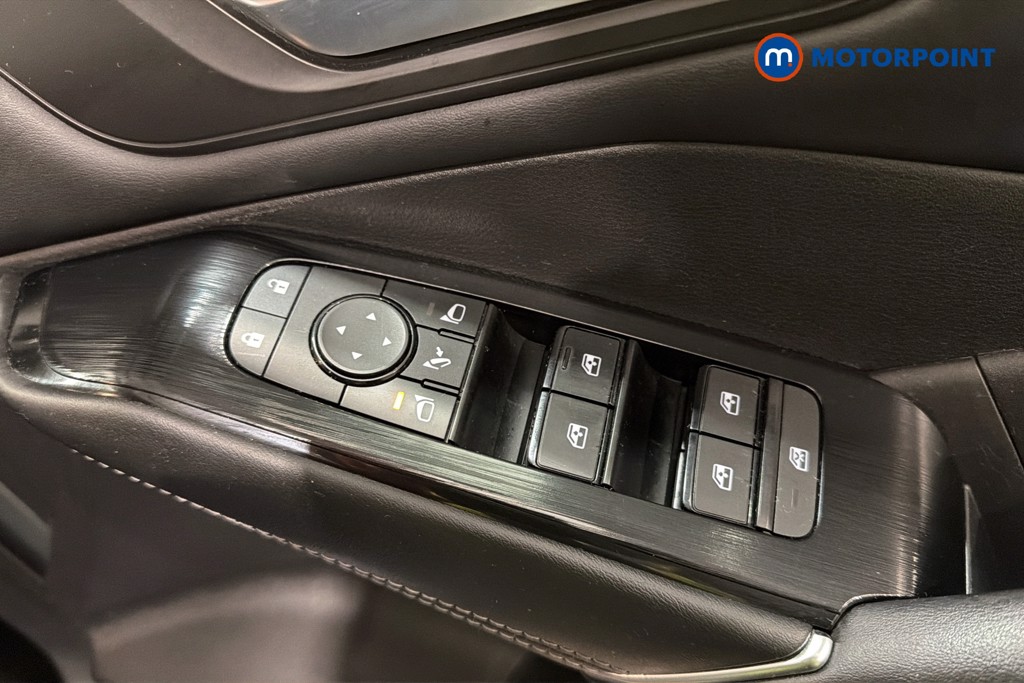 Nissan Qashqai Premiere Edition Automatic Petrol SUV - Stock Number (1648595) - 20th supplementary image