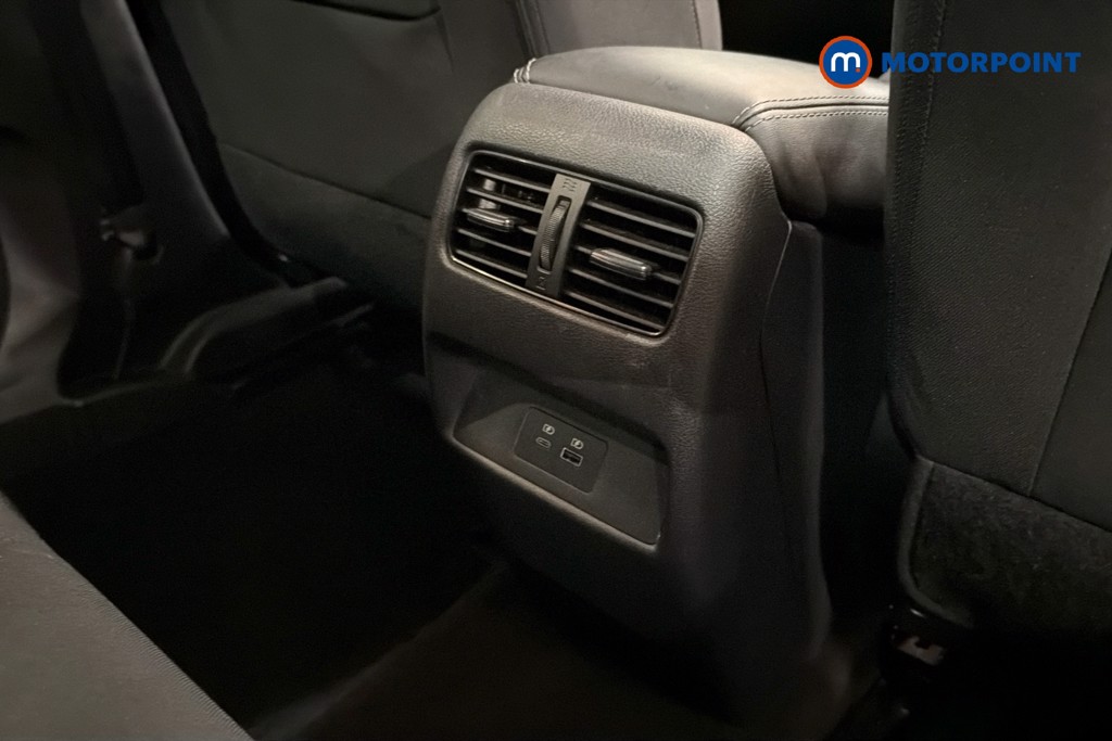 Nissan Qashqai Premiere Edition Automatic Petrol SUV - Stock Number (1648595) - 30th supplementary image