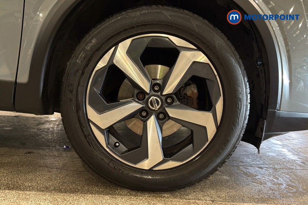 Nissan Qashqai Premiere Edition Automatic Petrol SUV - Stock Number (1648595) - 50th supplementary image