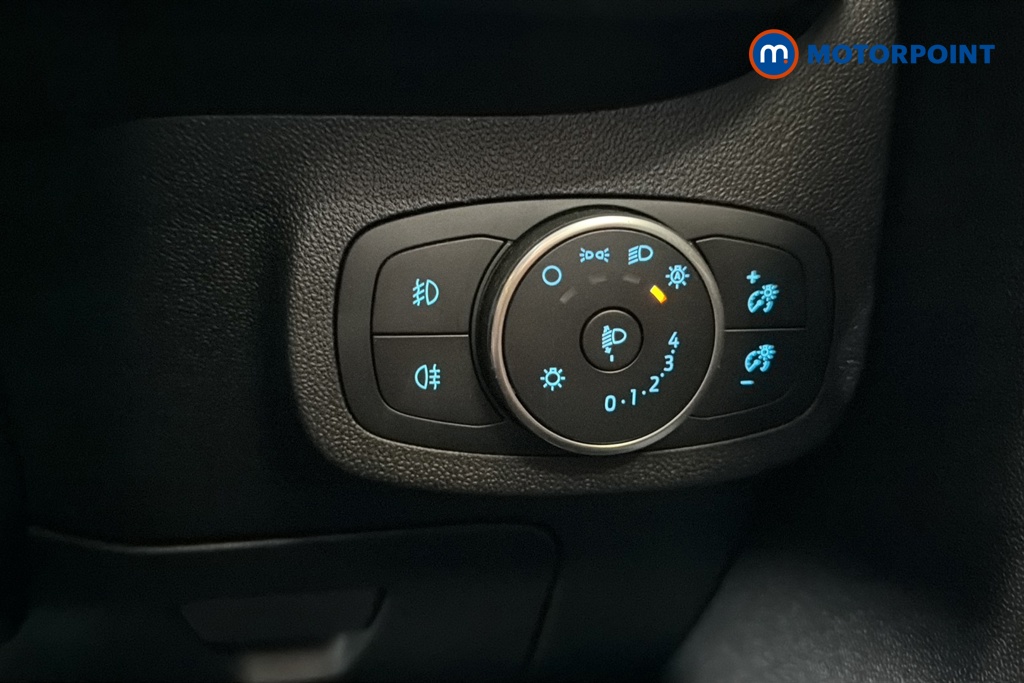 Ford Fiesta Zetec Manual Petrol Hatchback - Stock Number (1649209) - 11th supplementary image