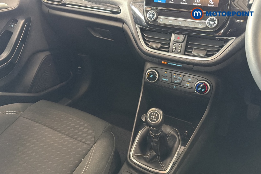 Ford Fiesta Zetec Manual Petrol Hatchback - Stock Number (1649209) - 15th supplementary image