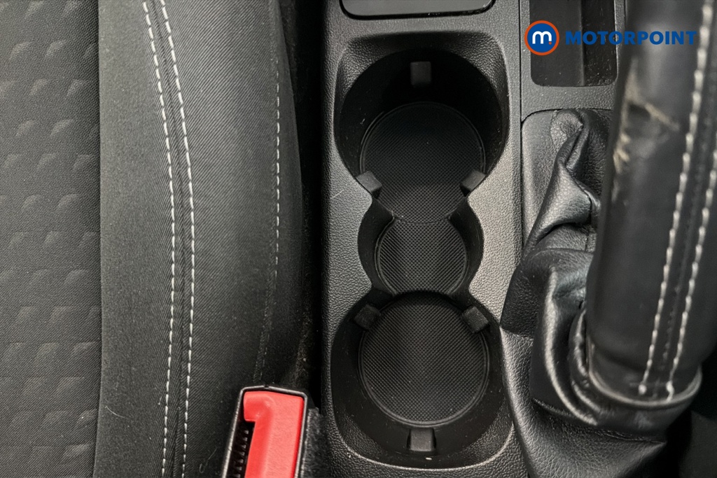 Ford Fiesta Zetec Manual Petrol Hatchback - Stock Number (1649209) - 16th supplementary image