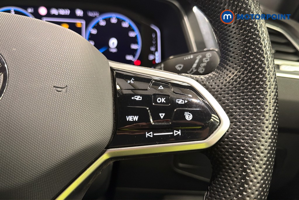 Volkswagen Tiguan R-Line Automatic Diesel SUV - Stock Number (1649359) - 4th supplementary image
