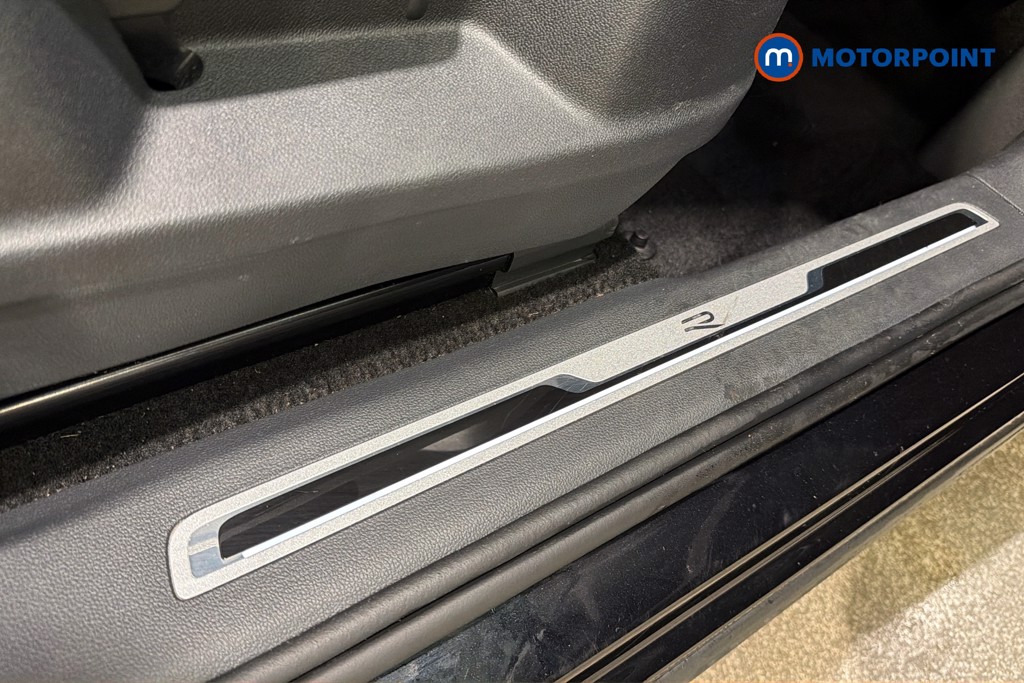 Volkswagen Tiguan R-Line Automatic Diesel SUV - Stock Number (1649359) - 27th supplementary image