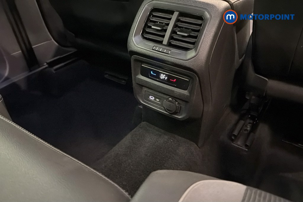 Volkswagen Tiguan R-Line Automatic Diesel SUV - Stock Number (1649359) - 30th supplementary image