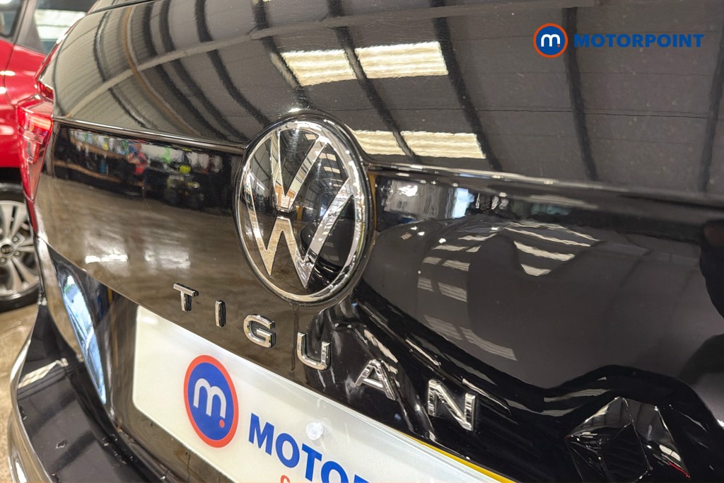 Volkswagen Tiguan R-Line Automatic Diesel SUV - Stock Number (1649359) - 37th supplementary image