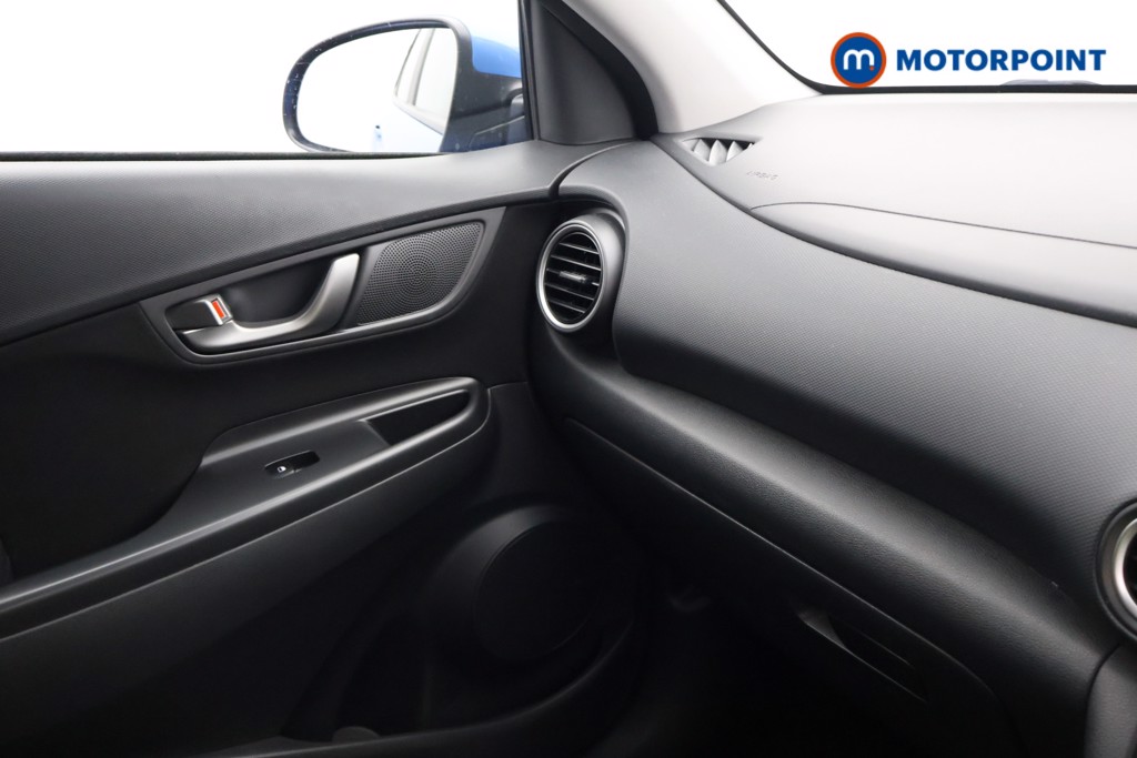 Hyundai Kona Premium Manual Petrol SUV - Stock Number (1649428) - 10th supplementary image