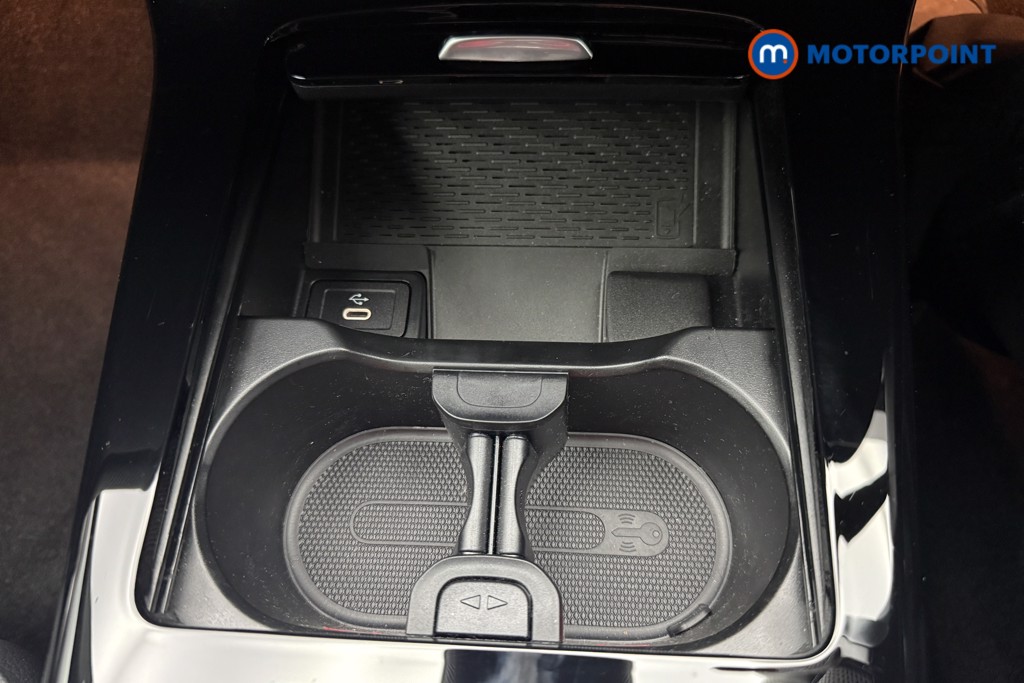 Mercedes-Benz A Class Amg Line Automatic Petrol Hatchback - Stock Number (1649674) - 27th supplementary image