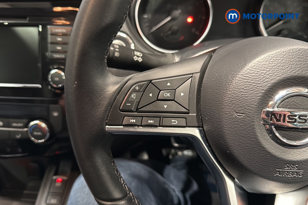 Nissan Qashqai N-Motion Automatic Petrol SUV - Stock Number (1649721) - 4th supplementary image