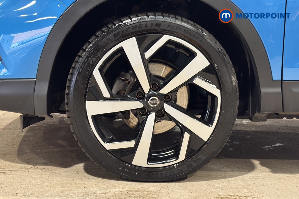 Nissan Qashqai N-Motion Automatic Petrol SUV - Stock Number (1649721) - 44th supplementary image