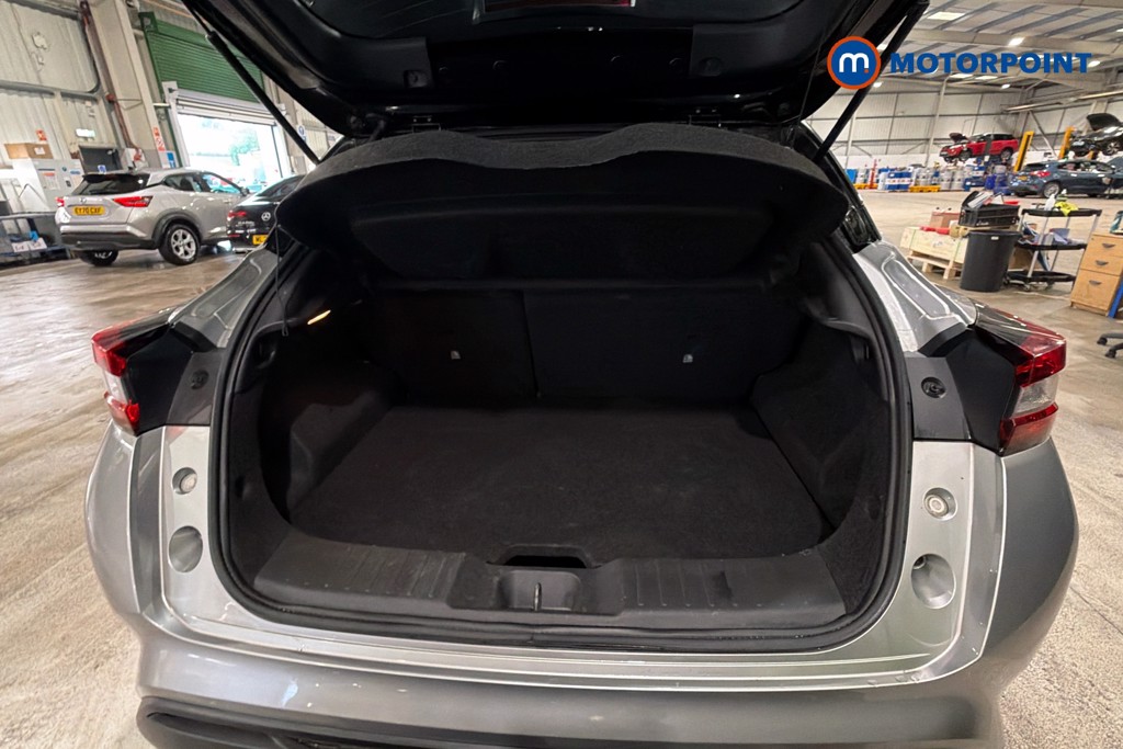 Nissan Juke Tekna-Plus Automatic Petrol SUV - Stock Number (1649966) - 33rd supplementary image