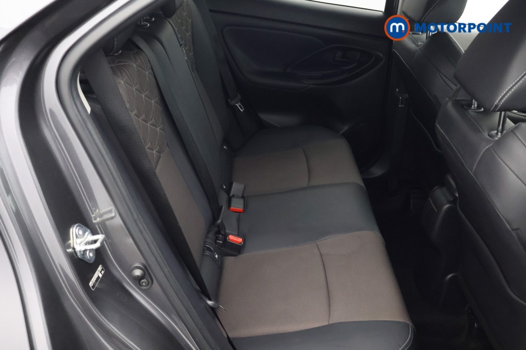 Toyota Yaris Cross Excel Automatic Petrol-Electric Hybrid Estate - Stock Number (1650058) - 17th supplementary image