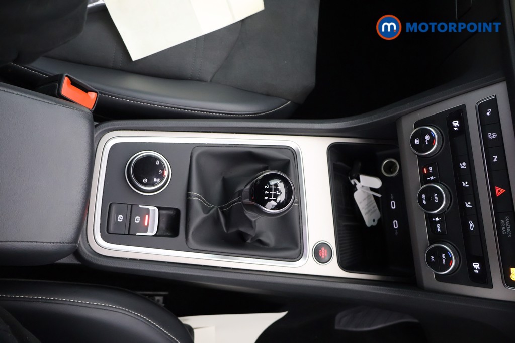 Seat Ateca Xperience Manual Petrol SUV - Stock Number (1650327) - 13th supplementary image