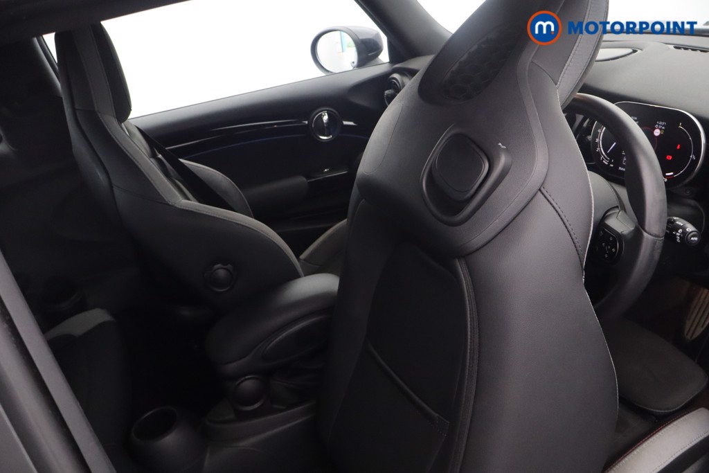 Mini Hatchback Cooper S Sport Automatic Petrol Hatchback - Stock Number (1650373) - 14th supplementary image