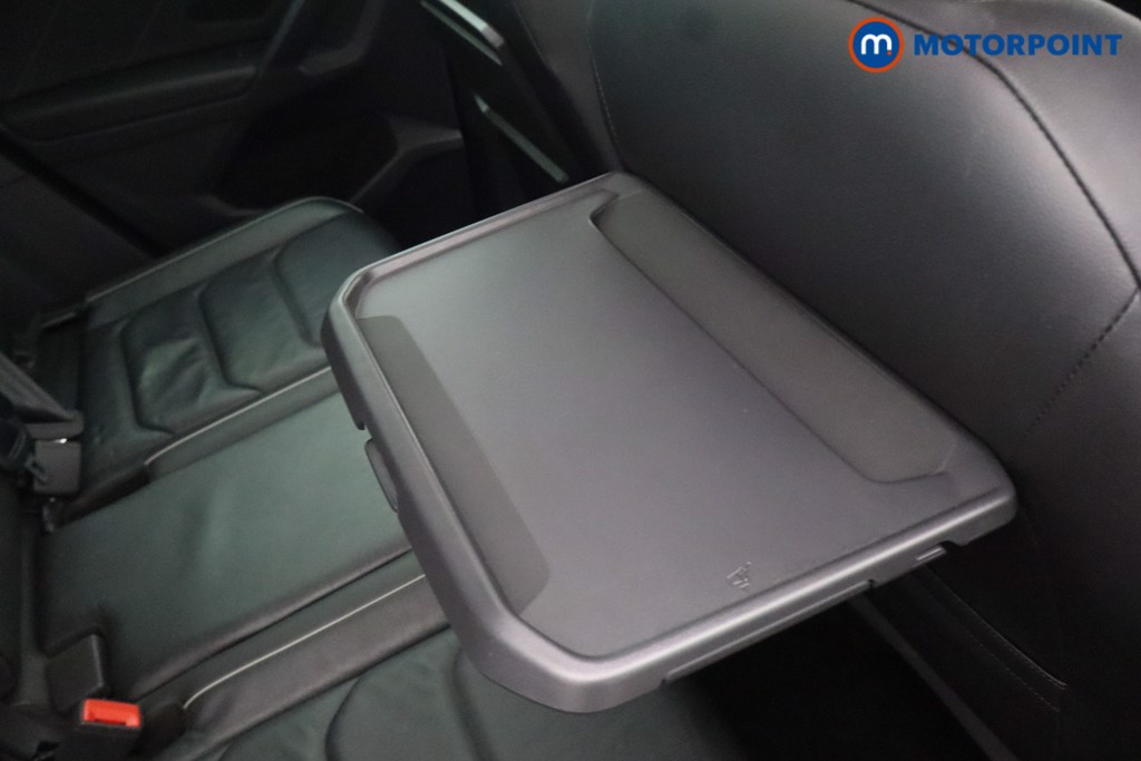 Volkswagen Tiguan R-Line Tech Automatic Petrol SUV - Stock Number (1650380) - 26th supplementary image