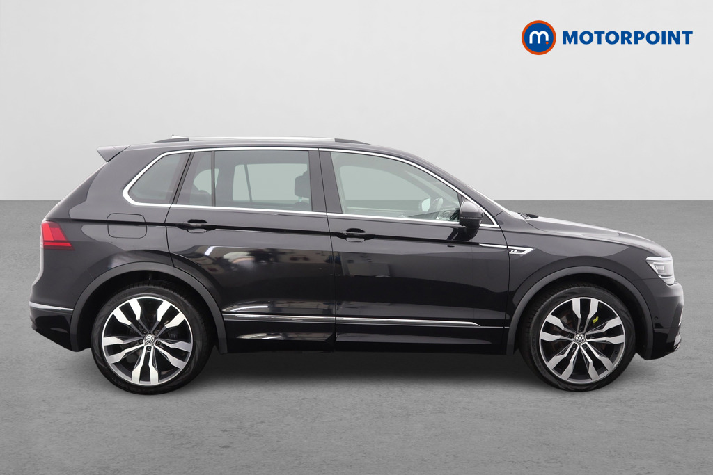 Volkswagen Tiguan R-Line Tech Automatic Petrol SUV - Stock Number (1650380) - Drivers side