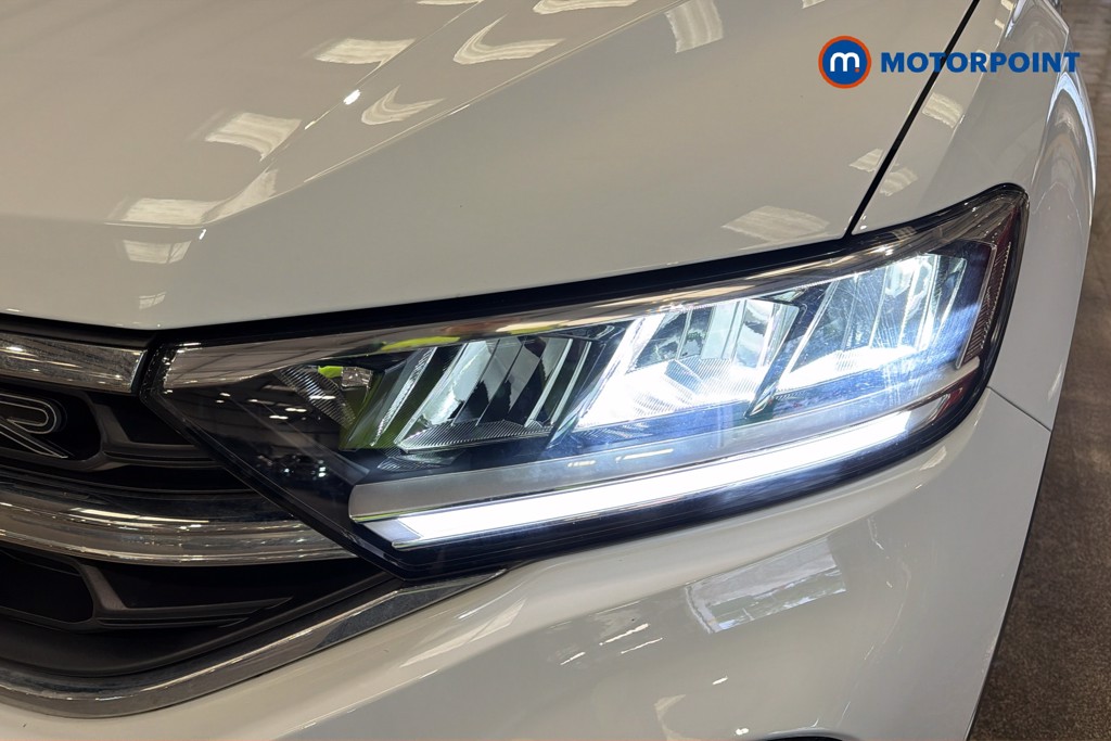Volkswagen T-Roc R-Line Manual Petrol SUV - Stock Number (1650427) - 44th supplementary image