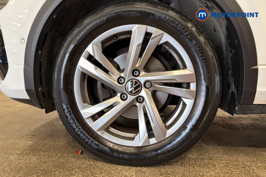 Volkswagen T-Roc R-Line Manual Petrol SUV - Stock Number (1650427) - 47th supplementary image