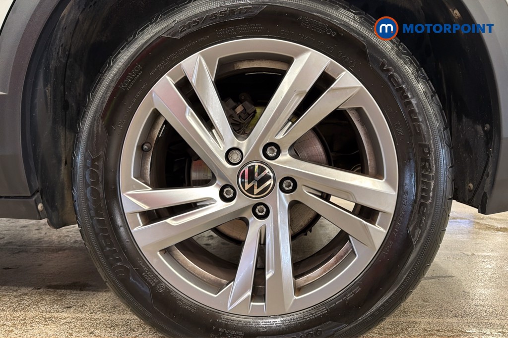 Volkswagen T-Roc R-Line Manual Petrol SUV - Stock Number (1650427) - 48th supplementary image