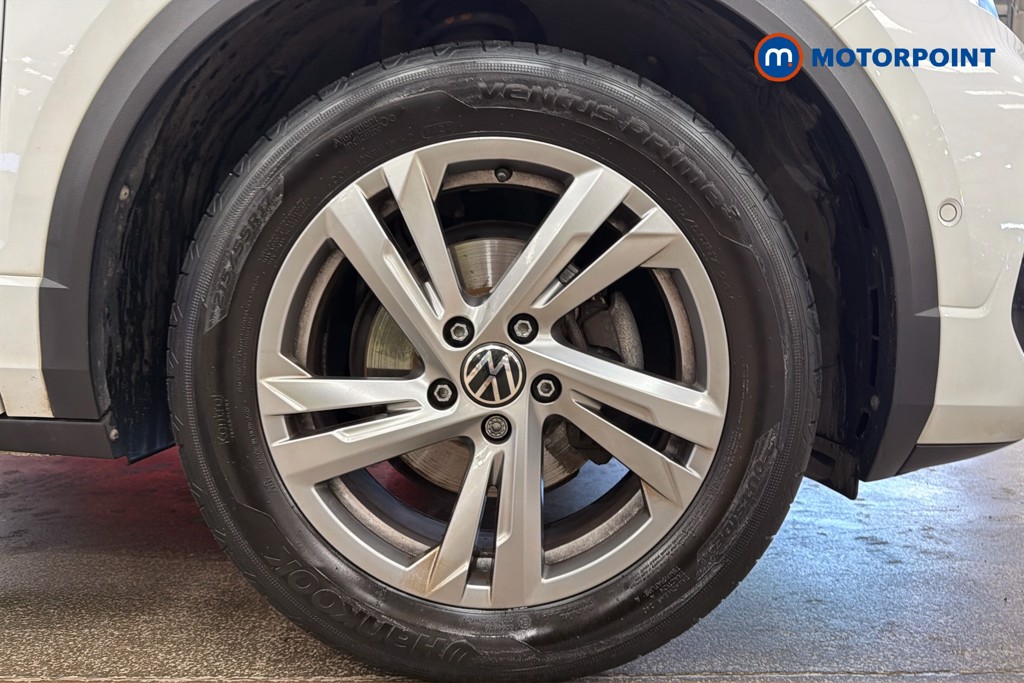 Volkswagen T-Roc R-Line Manual Petrol SUV - Stock Number (1650427) - 50th supplementary image