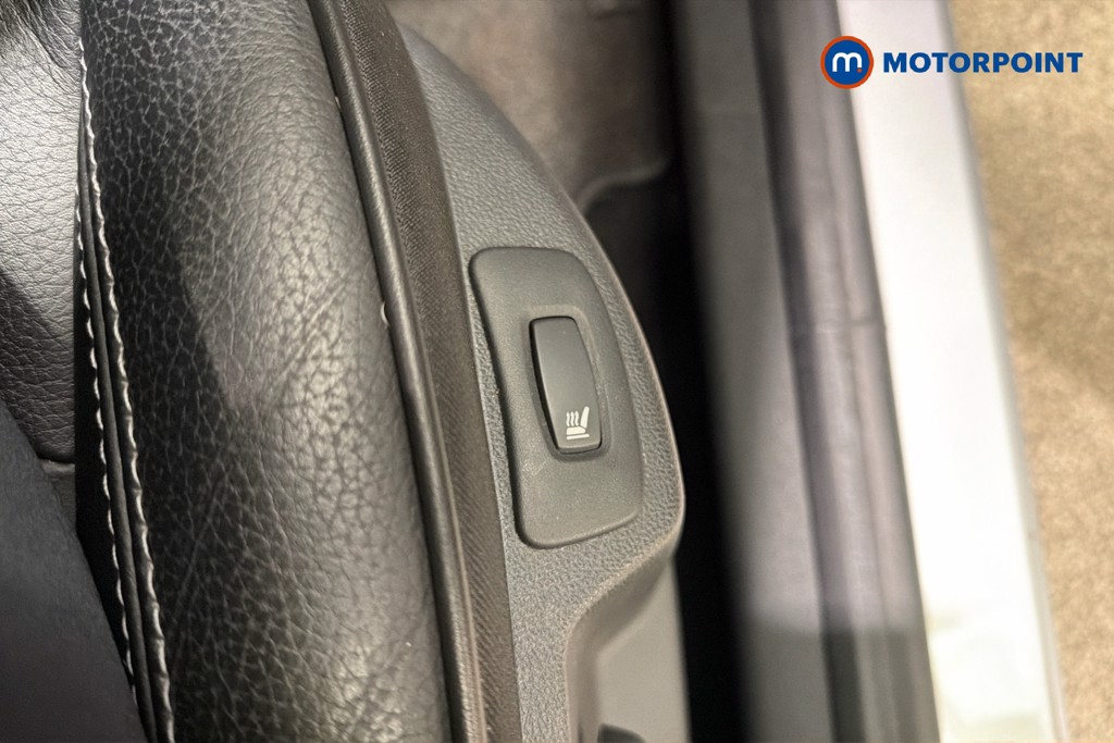 Renault Captur Gt Line Manual Diesel SUV - Stock Number (1650461) - 14th supplementary image