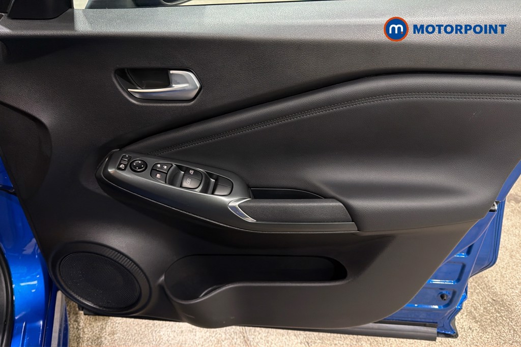 Nissan Juke N-Connecta Automatic Petrol-Electric Hybrid SUV - Stock Number (1650534) - 19th supplementary image