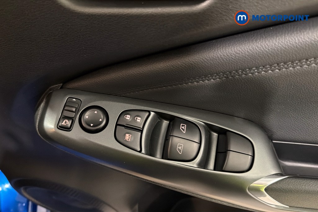 Nissan Juke N-Connecta Automatic Petrol-Electric Hybrid SUV - Stock Number (1650534) - 20th supplementary image