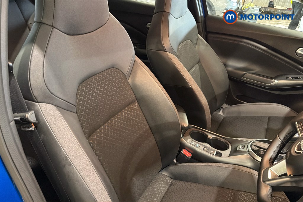 Nissan Juke N-Connecta Automatic Petrol-Electric Hybrid SUV - Stock Number (1650534) - 22nd supplementary image