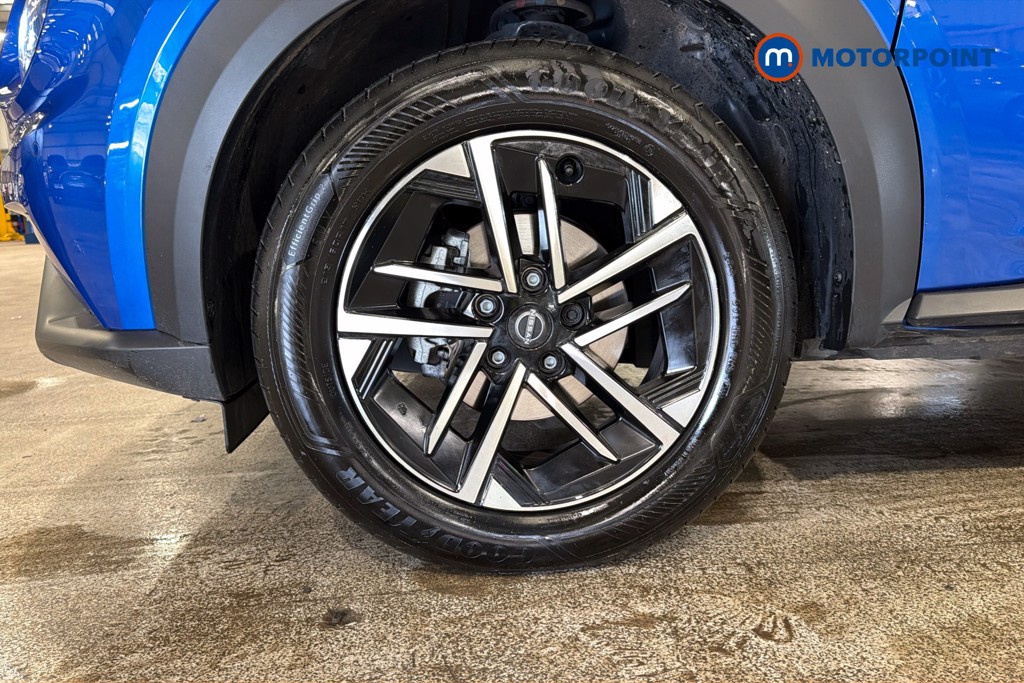 Nissan Juke N-Connecta Automatic Petrol-Electric Hybrid SUV - Stock Number (1650534) - 47th supplementary image