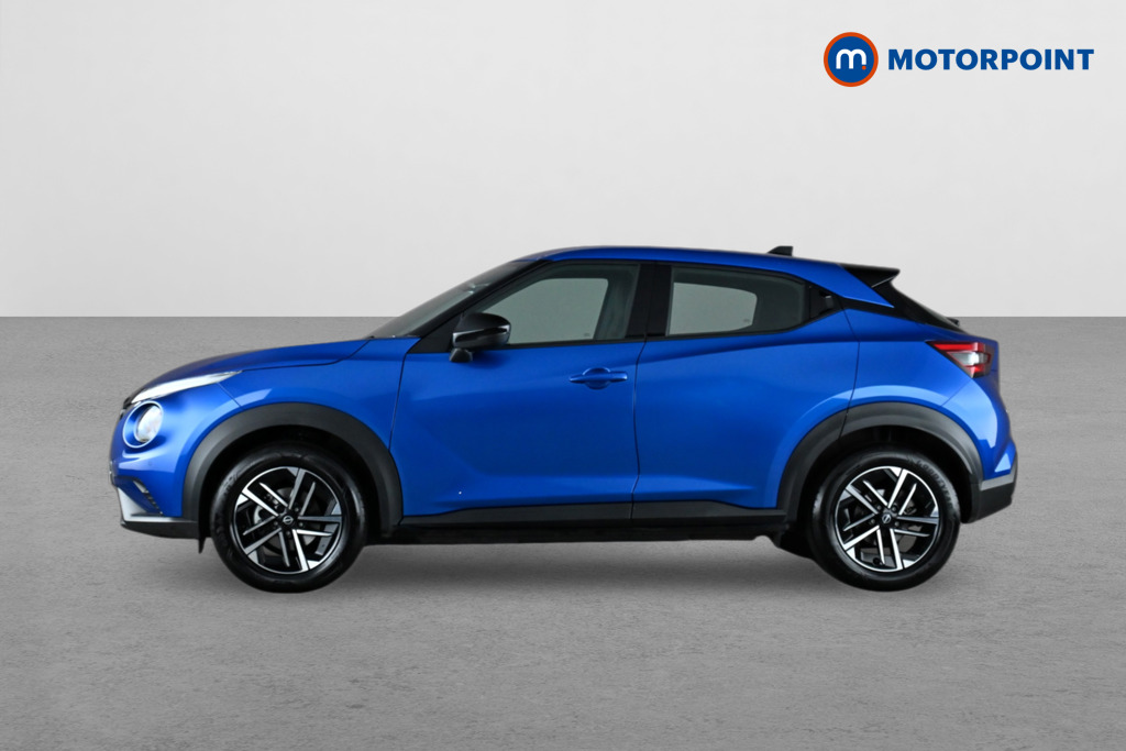 Nissan Juke N-Connecta Automatic Petrol-Electric Hybrid SUV - Stock Number (1650534) - Passenger side