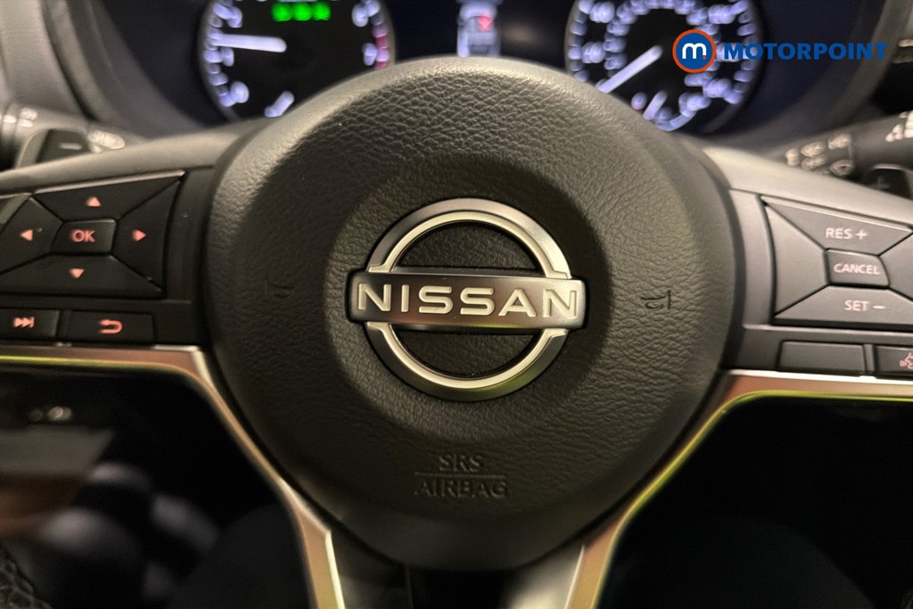 Nissan Juke N-Connecta Automatic Petrol SUV - Stock Number (1650636) - 5th supplementary image