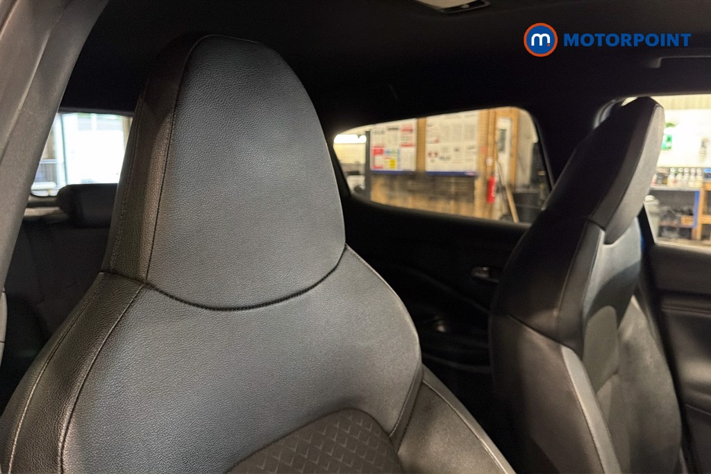 Nissan Juke N-Connecta Automatic Petrol SUV - Stock Number (1650636) - 23rd supplementary image