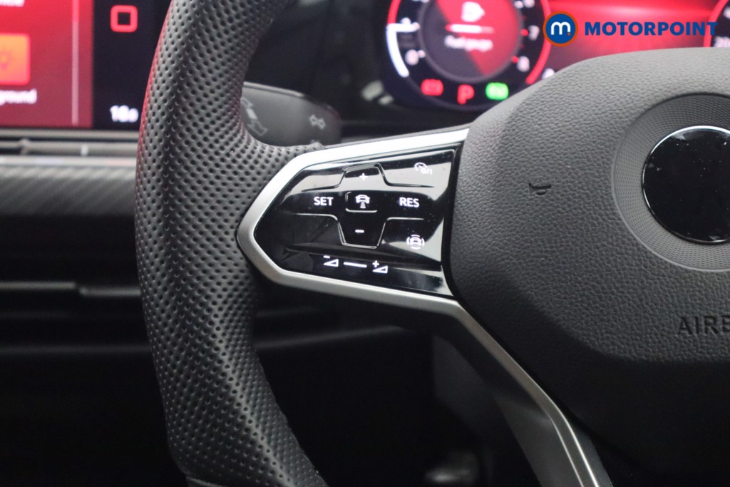 Volkswagen Golf R-Line Automatic Petrol Hatchback - Stock Number (1651375) - 9th supplementary image
