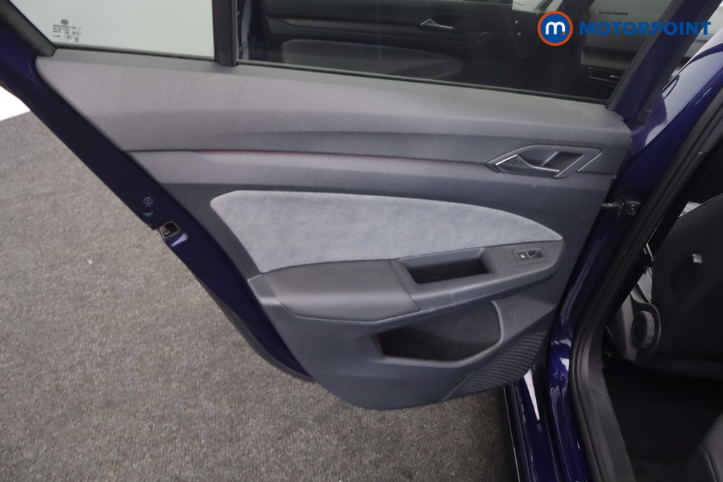 Volkswagen Golf R-Line Automatic Petrol Hatchback - Stock Number (1651375) - 27th supplementary image