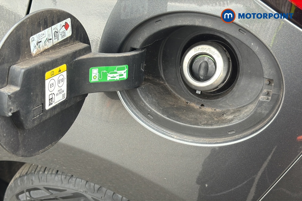 Ford Fiesta Titanium Automatic Petrol Hatchback - Stock Number (1651527) - 41st supplementary image
