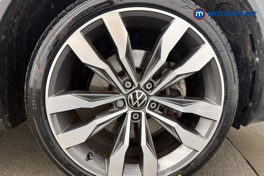 Volkswagen T-Roc R-Line Manual Petrol SUV - Stock Number (1651581) - 11th supplementary image