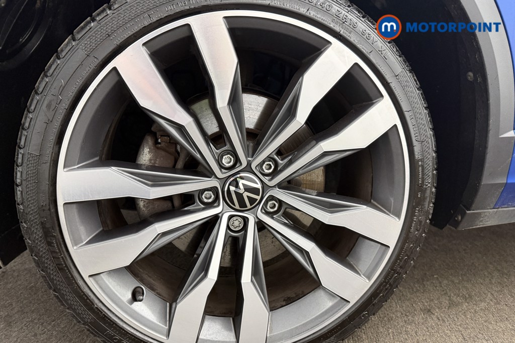 Volkswagen T-Roc R-Line Manual Petrol SUV - Stock Number (1651581) - 12th supplementary image