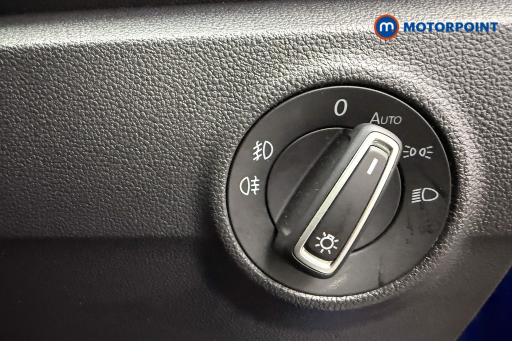 Volkswagen T-Roc R-Line Manual Petrol SUV - Stock Number (1651581) - 17th supplementary image