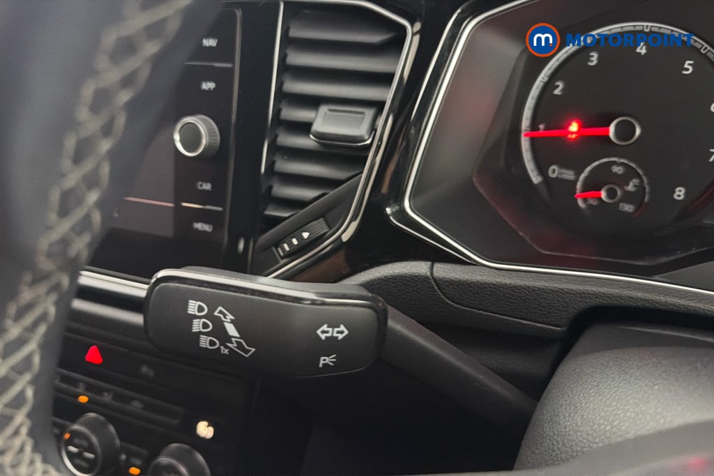 Volkswagen T-Roc Black Edition Manual Petrol SUV - Stock Number (1651582) - 6th supplementary image
