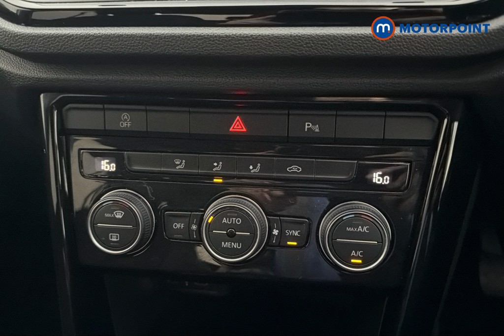 Volkswagen T-Roc Black Edition Manual Petrol SUV - Stock Number (1651582) - 12th supplementary image